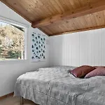 12261-nykobing-sj-marstien-2 * Tjørneholm