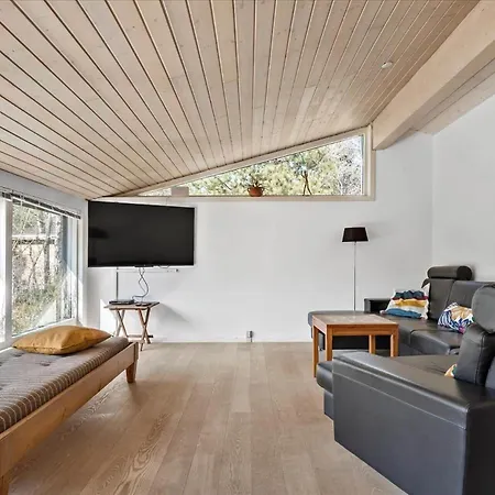 12261-nykobing-sj-marstien-2 *