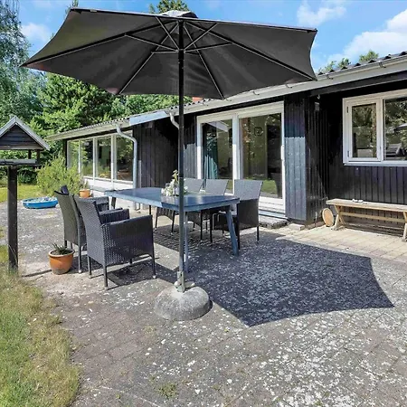 12261-nykobing-sj-marstien-2 * Tjørneholm